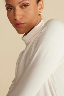 Tops|Clearance^Amour Vert Flannery Bamboo Knit Turtleneck Ivory
