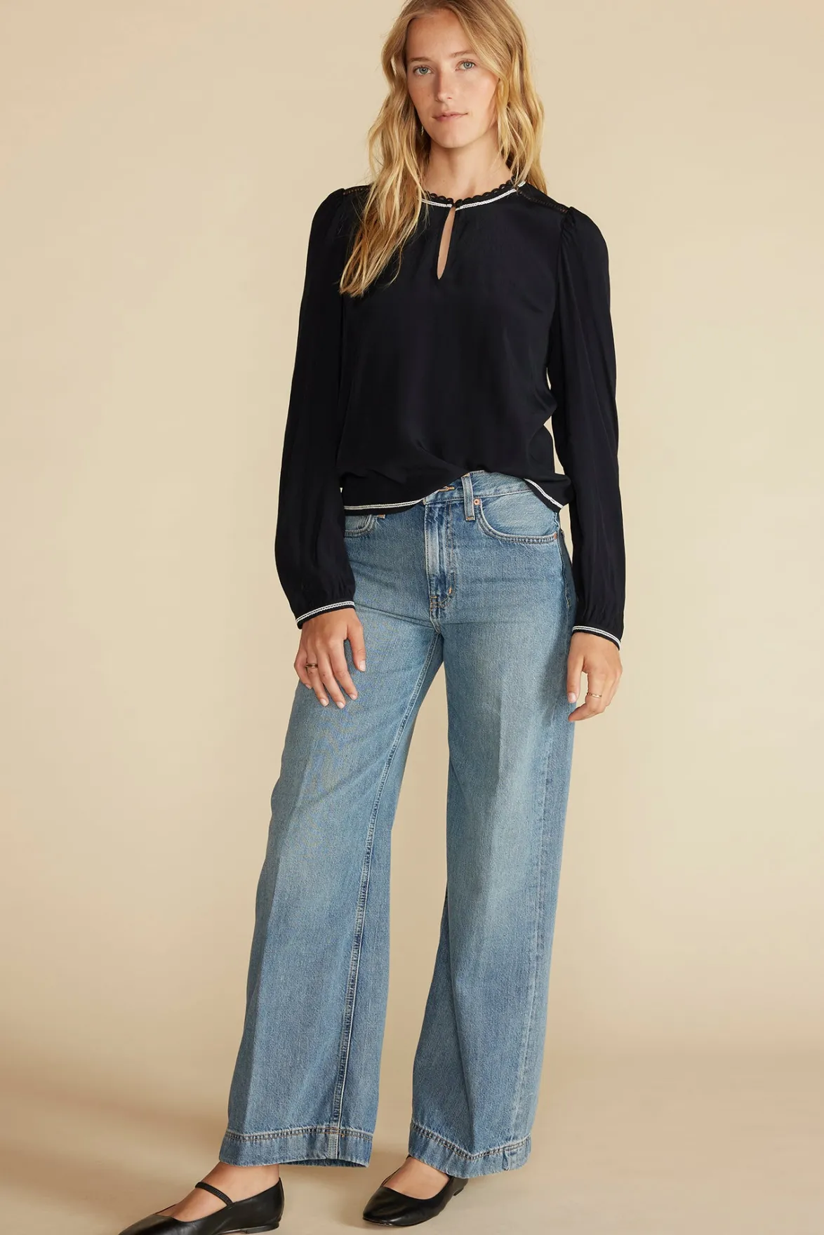 Blouses & Shirts|Tops^Amour Vert Minna Viscose Crepe Blouse BlackwithWhiteTrim