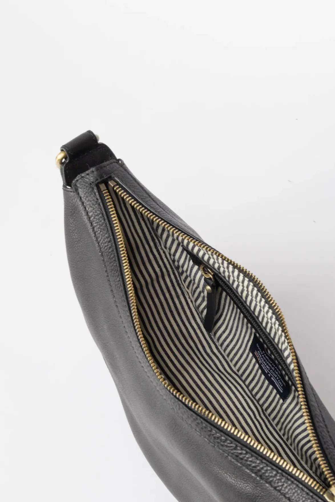 Bags & Pouches^Amour Vert O My Bag Leo Crossbody Bag Black